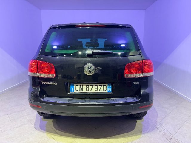 VOLKSWAGEN Touareg usata 14
