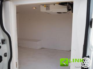 RENAULT Trafic usata 23