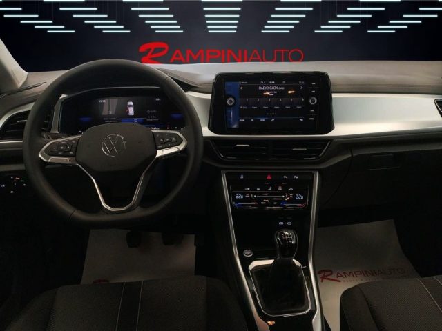 VOLKSWAGEN T-Roc usata 12