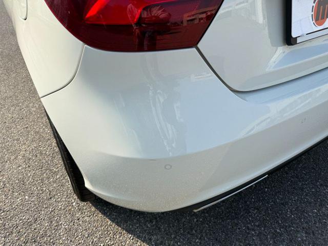 MERCEDES-BENZ A 180 usata, con Specchietti laterali elettrici