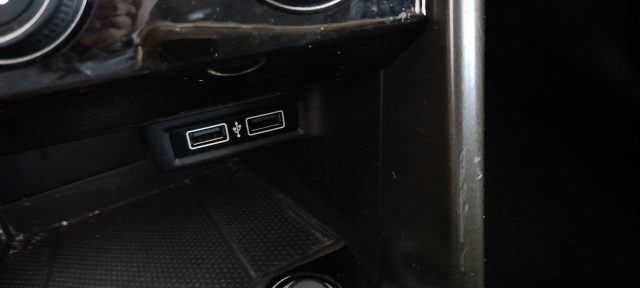VOLKSWAGEN T-Roc usata 35