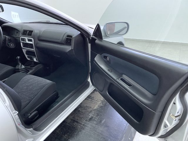 MAZDA 323 usata 19