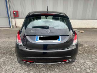 LANCIA Ypsilon usata, con Autoradio