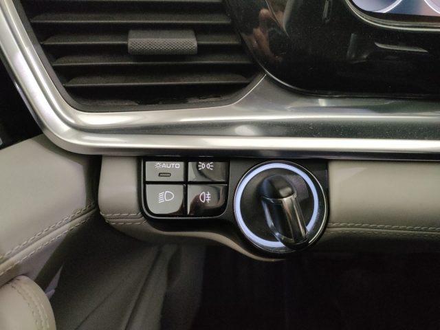 PORSCHE Panamera usata, con Bracciolo