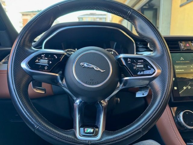 JAGUAR F-Pace usata, con Immobilizzatore elettronico