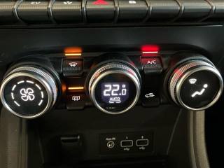 RENAULT Captur usata 23