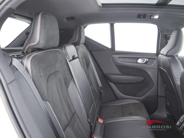 VOLVO XC40 usata 10