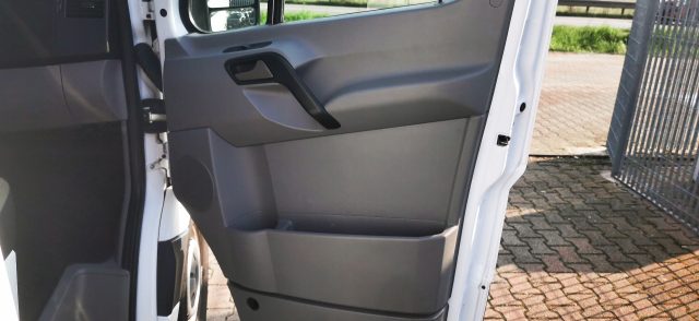 MERCEDES-BENZ Sprinter usata, con Volante multifunzione