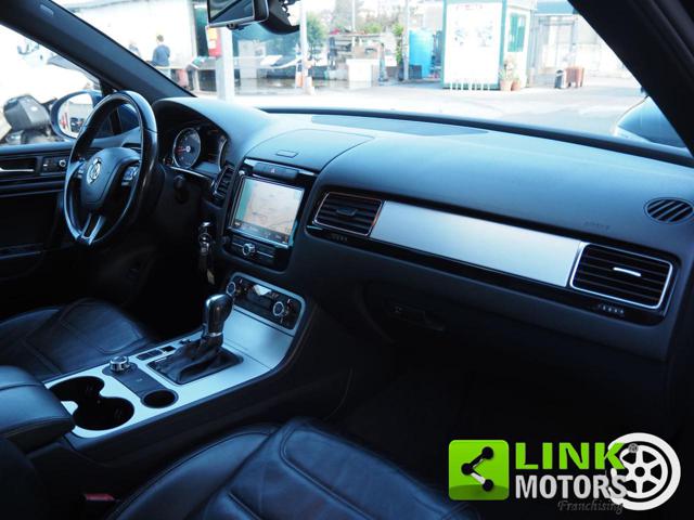 VOLKSWAGEN Touareg usata 46