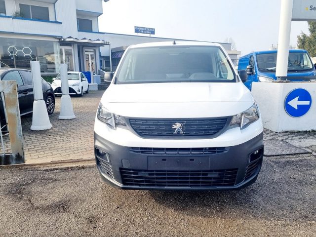 PEUGEOT usata 1