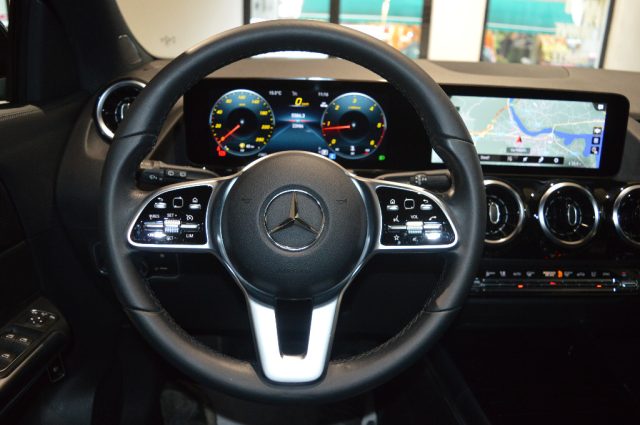 MERCEDES-BENZ GLA 200 usata, con Cruise Control