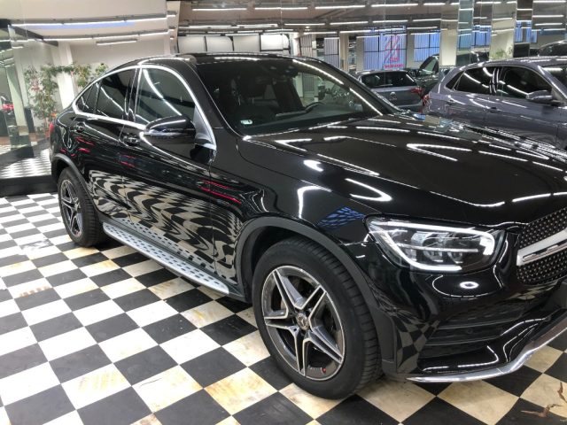 MERCEDES-BENZ GLC 300 usata, con Airbag