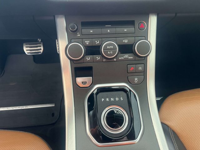 LAND ROVER Range Rover Evoque usata, con Autoradio