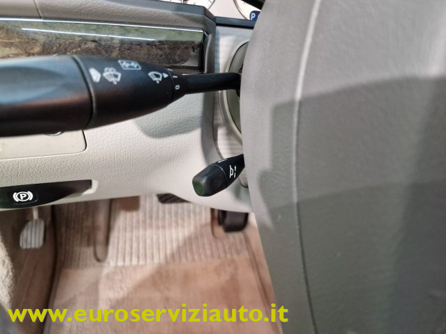 MERCEDES-BENZ E 320 usata, con Airbag testa