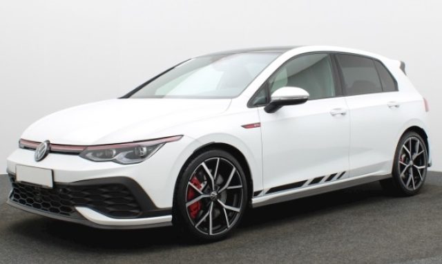 VOLKSWAGEN Golf usata, con ABS