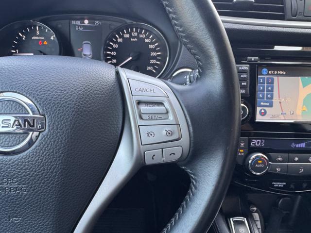 NISSAN Qashqai usata, con Park Distance Control