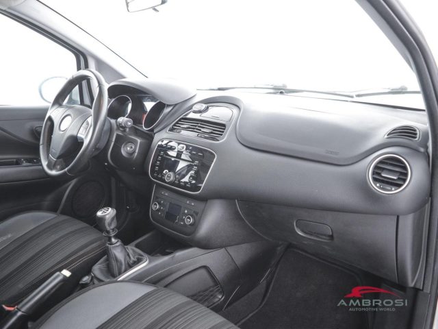 FIAT Punto Evo usata 11