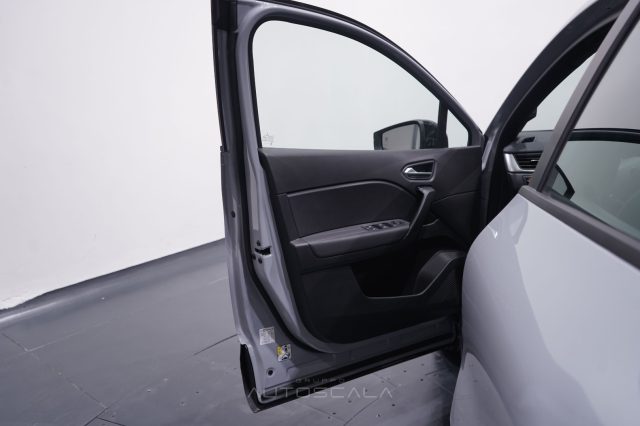 RENAULT Captur usata, con ESP