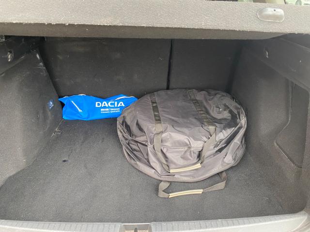 DACIA Duster usata, con Sensori di parcheggio posteriori