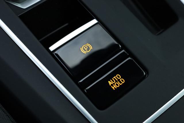 VOLKSWAGEN Golf usata, con Specchietti laterali elettrici