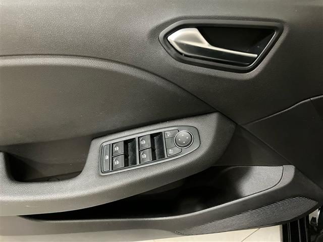 RENAULT Clio usata 15