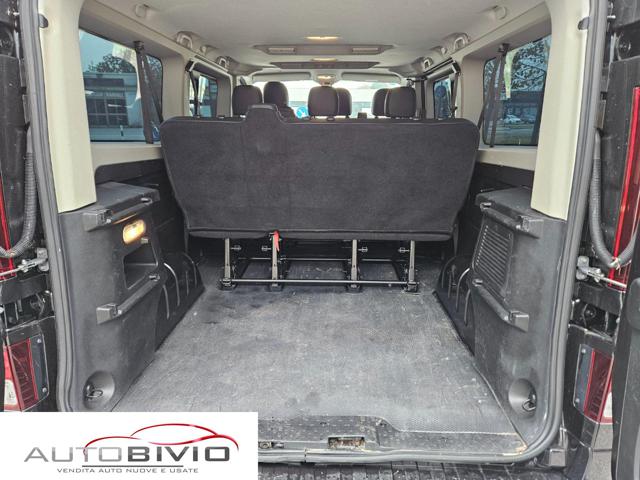 OPEL Vivaro usata, con Touch screen