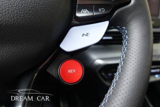 HYUNDAI i20 usata, con Volante in pelle