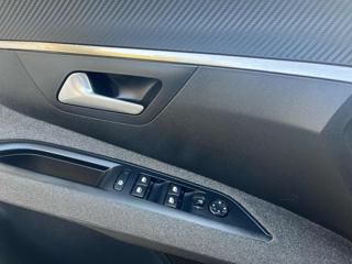 PEUGEOT 5008 usata, con Chiusura centralizzata