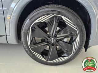 NISSAN Qashqai usata, con Fari LED