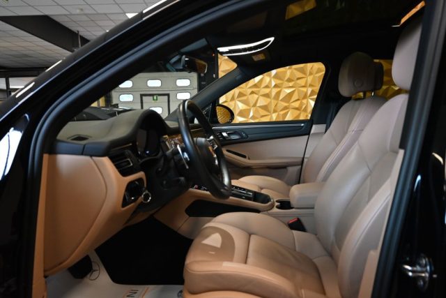 PORSCHE Macan usata 21