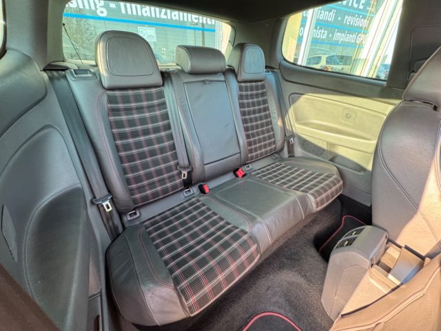 VOLKSWAGEN Golf usata, con Controllo trazione