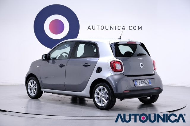SMART ForFour usata, con USB