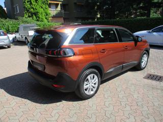 PEUGEOT 5008 usata, con Autoradio