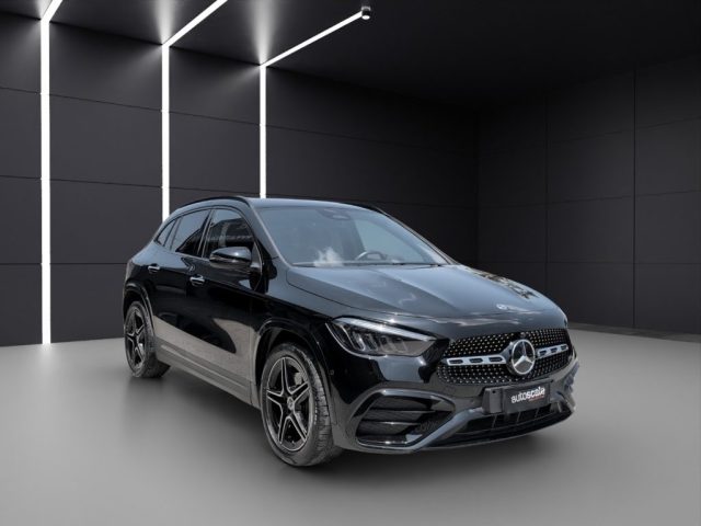 MERCEDES-BENZ GLA 200 usata, con Climatizzatore