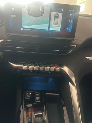 PEUGEOT 3008 usata, con Boardcomputer