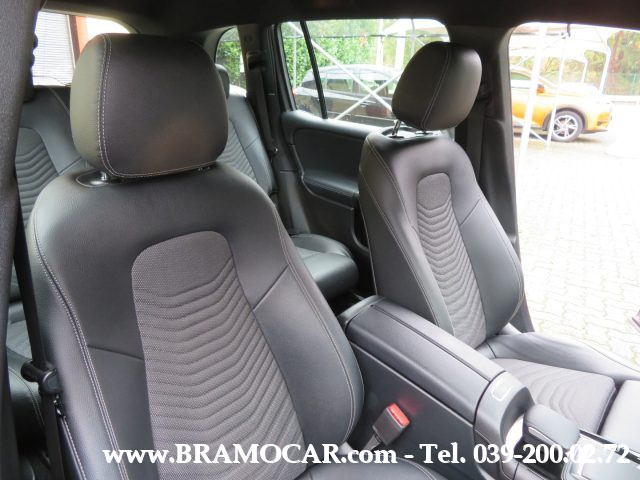 MERCEDES-BENZ GLB 180 usata, con Bracciolo