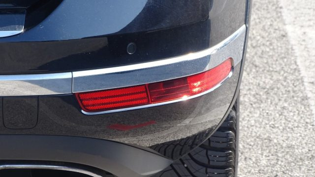 VOLKSWAGEN Touareg usata, con Bracciolo