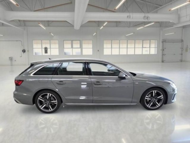 AUDI A4 usata, con Chiusura centralizzata