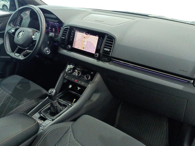 SKODA Karoq usata, con Fendinebbia