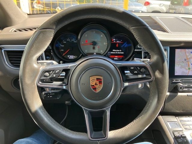 PORSCHE Macan usata, con Controllo trazione