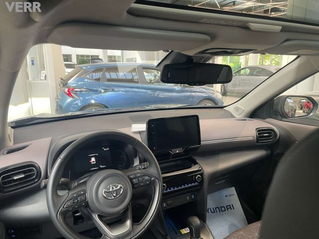 TOYOTA Yaris usata, con ESP