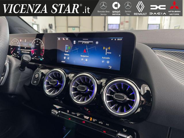 MERCEDES-BENZ GLA 180 usata, con Controllo automatico clima