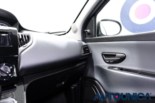 LANCIA Ypsilon usata 26