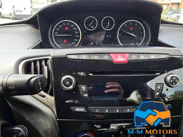 LANCIA Ypsilon usata, con ESP