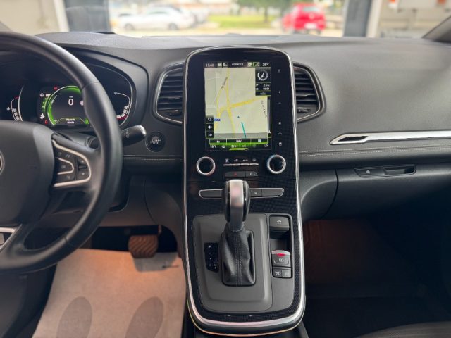 RENAULT Grand Scenic usata, con Vetri oscurati