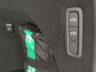 VOLVO XC90 usata, con Autoradio digitale