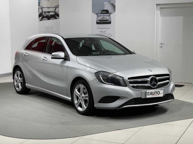 MERCEDES-BENZ A 200 usata, con Chiusura centralizzata