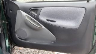 TOYOTA Yaris usata 45
