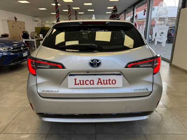 TOYOTA Corolla usata, con Autoradio