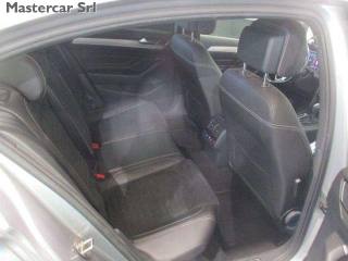 VOLKSWAGEN Passat usata, con Regolazione elettrica sedili